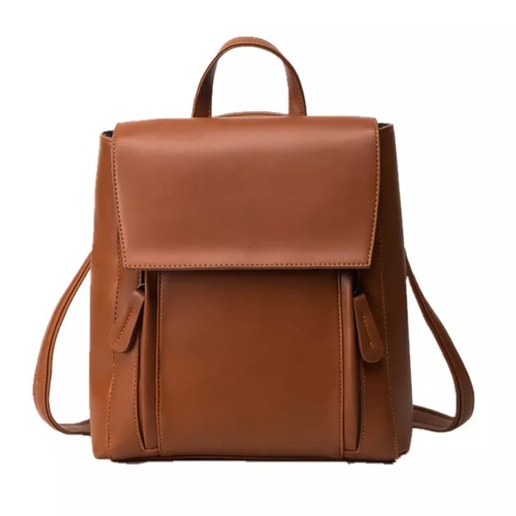 ✨Last one CLEARANCE✨ Vegan Backpack, CARAMEL - Picture 4 of 8